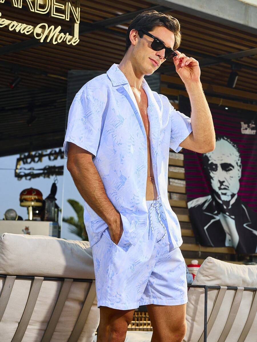 Johann – Herren Set Mit Pflanzenhemd Und Shorts Strandurlaub - Image 5