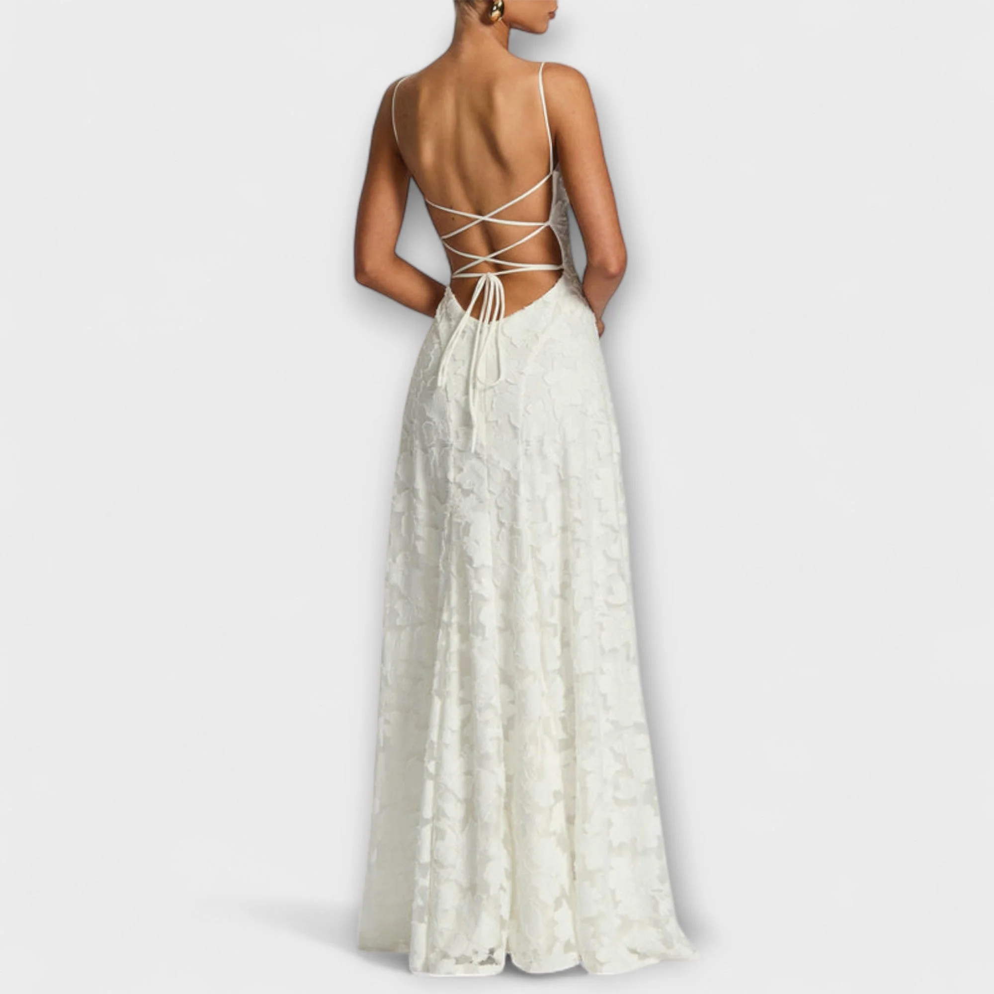 Kairi - Elegantes Maxikleid mit Blumenspitze und Spaghetti-Trägern - Image 3