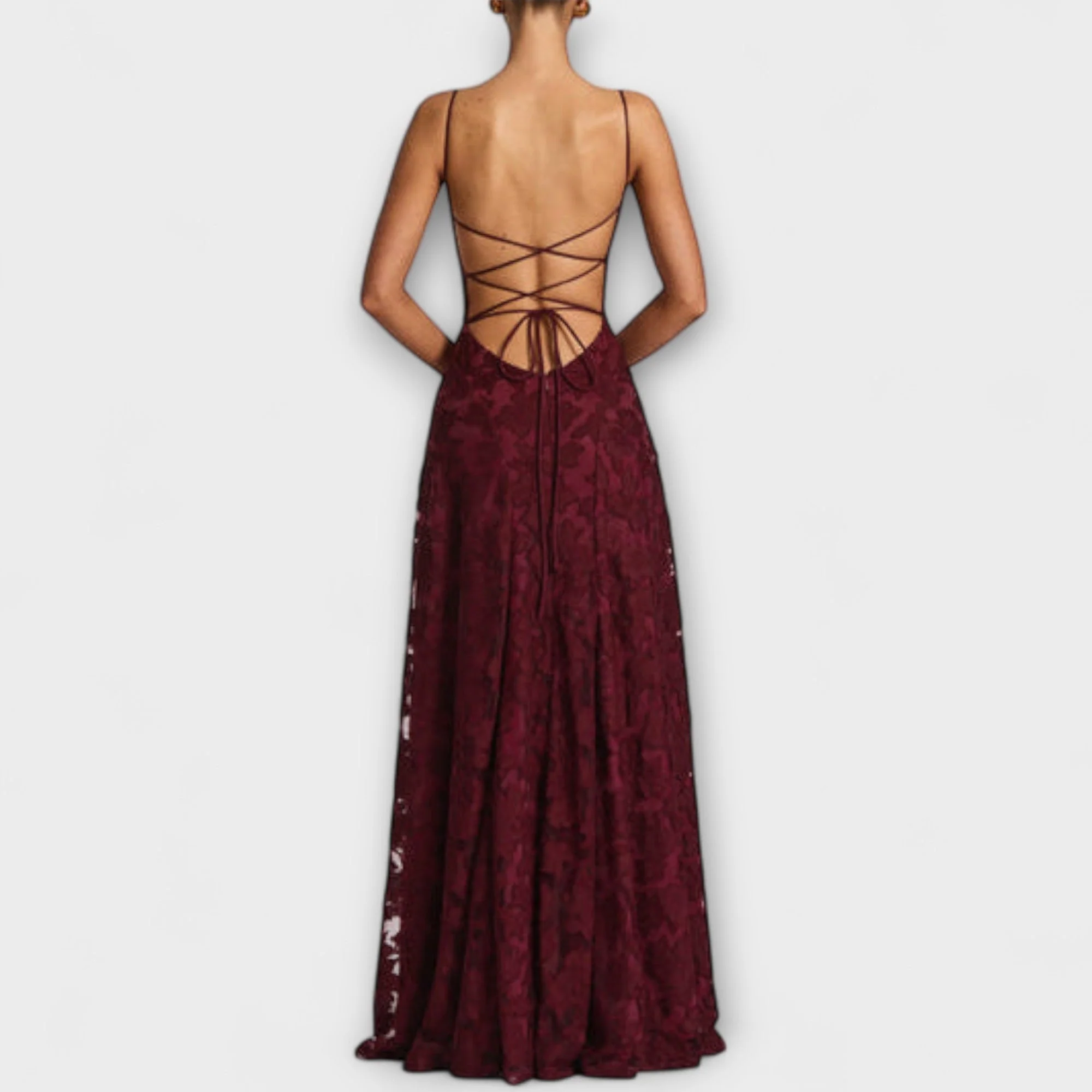 Kairi - Elegantes Maxikleid mit Blumenspitze und Spaghetti-Trägern - Image 4