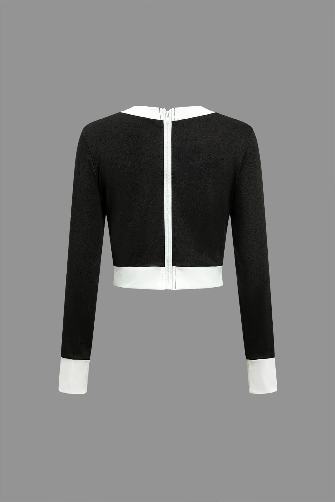 Karina | Elegantes Zweiteiler-Set mit Button-Detail & Minirock - Image 3