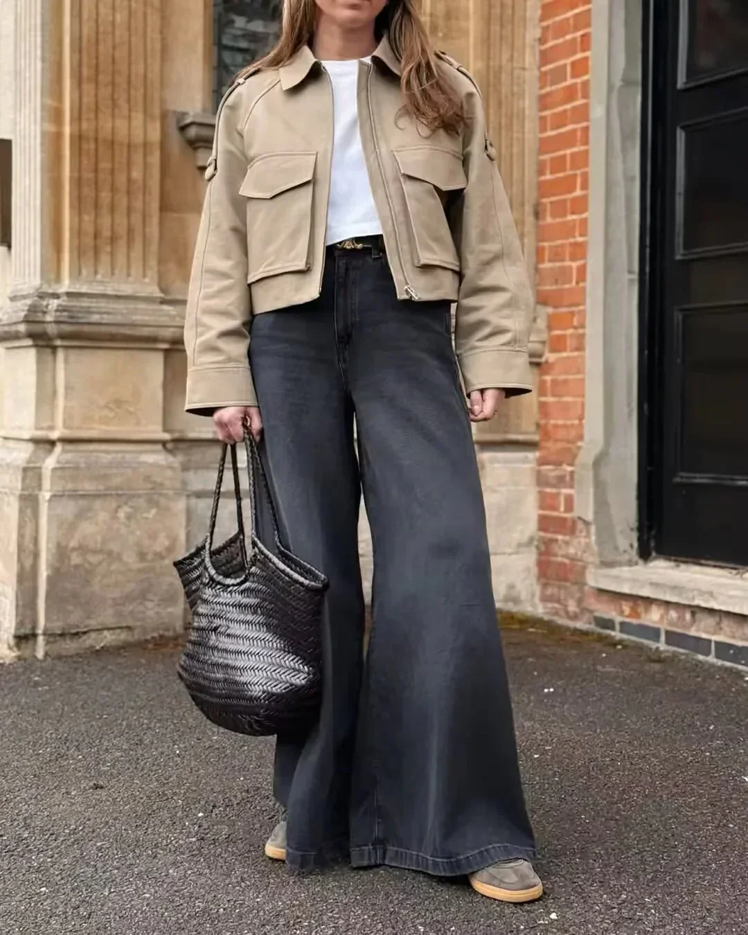 Karine | Kurz geschnittener Trenchjacke - Image 9