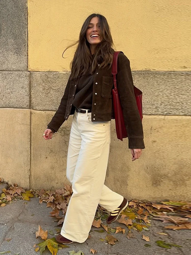 Karis | Damen Übergangsjacke Kurz Braun Mit Knöpfen & Taschen - Image 2