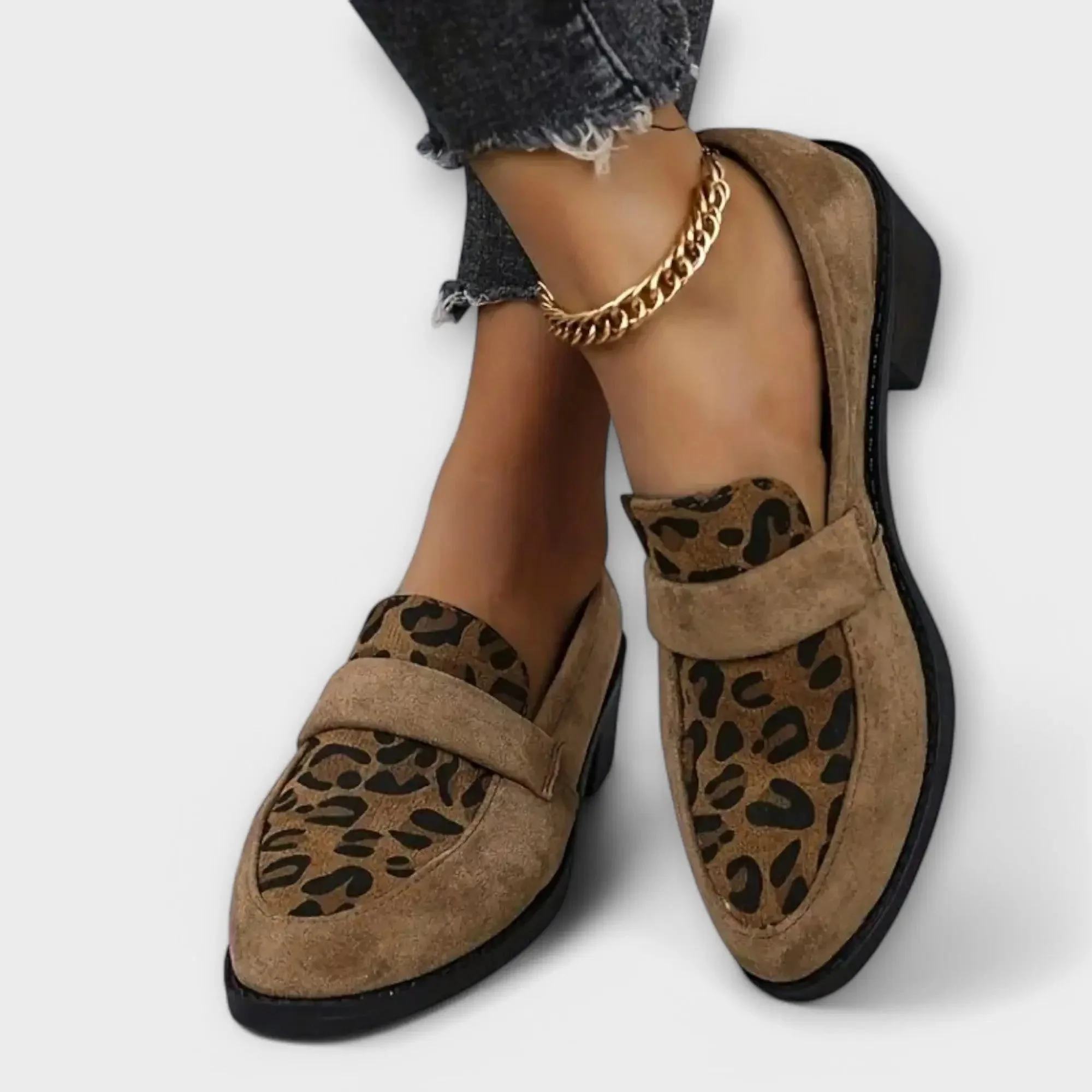 Karla – Halbschuhe mit Animal-Print - Image 3