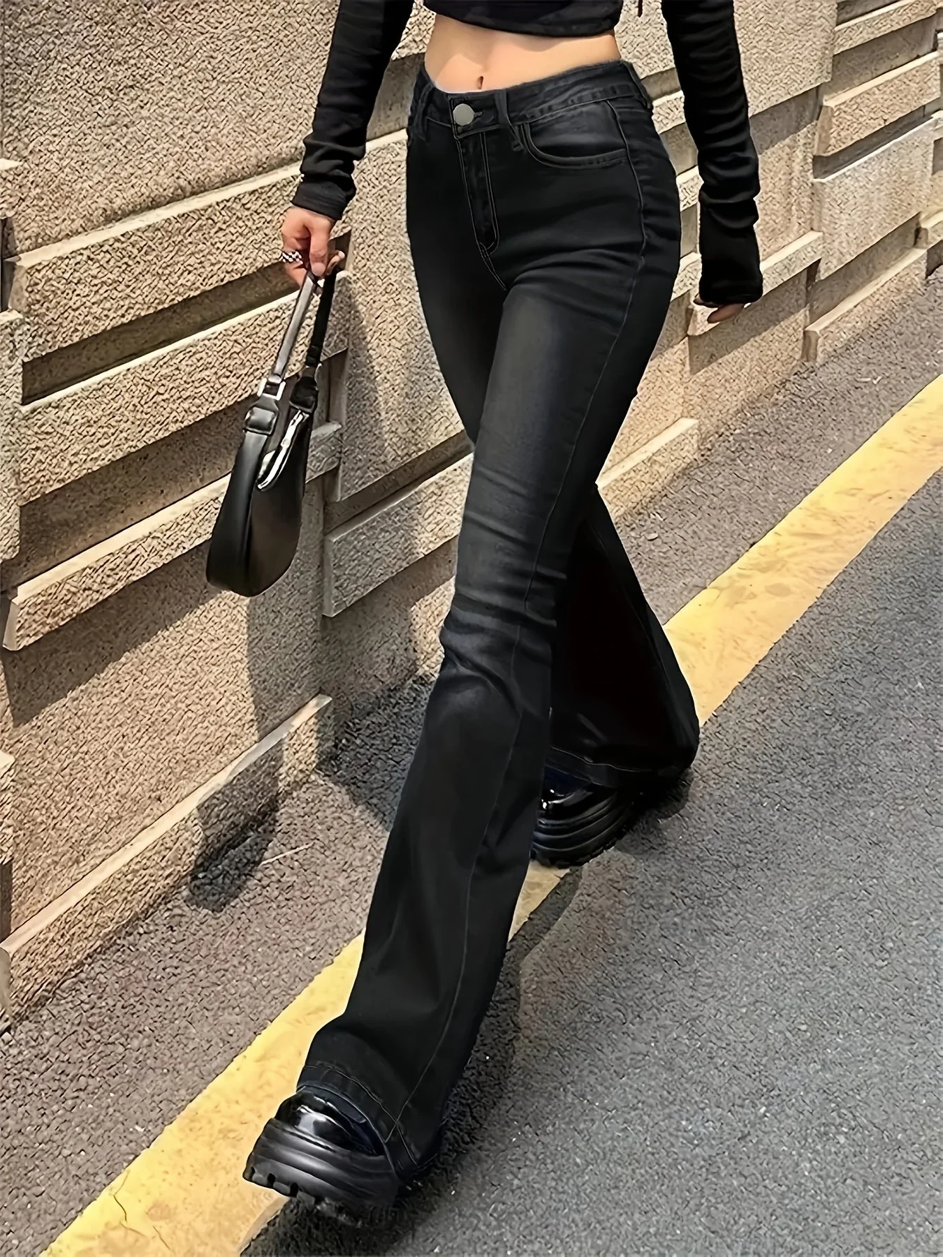 Katrin™ Flared-hose - Image 4