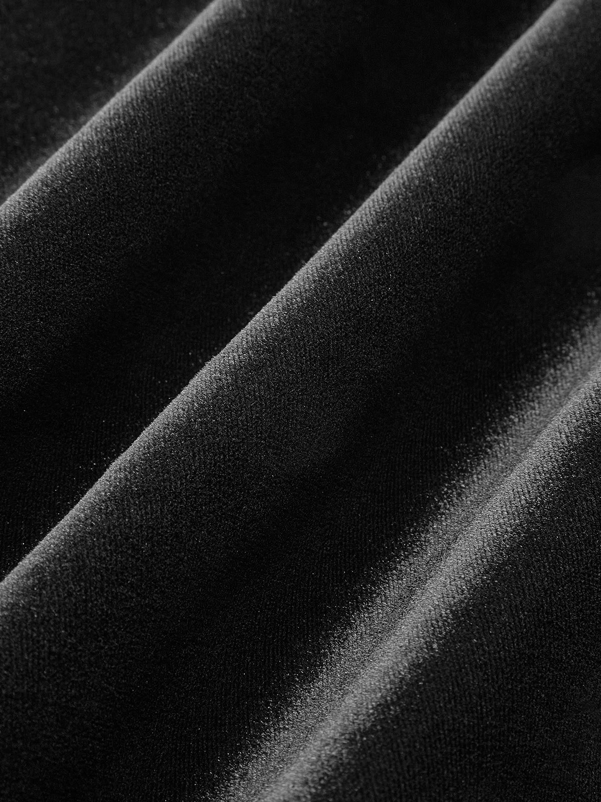 Katrina | Samt-Minikleid mit tiefem Rückenausschnitt und großer Schleife - Image 6