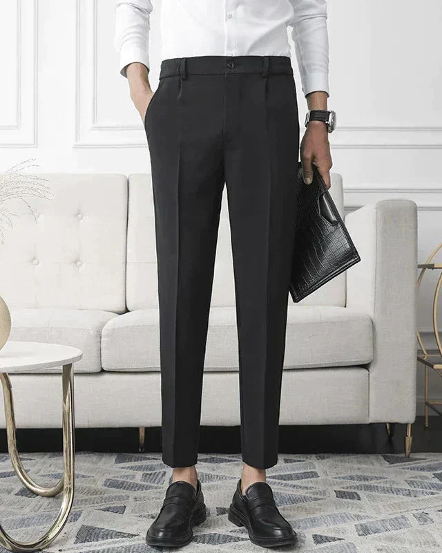 Kayden | All-Black Passendes Outfit mit Langer Ärmel Polohemd, hose & Wildleder-Loafer - Image 6