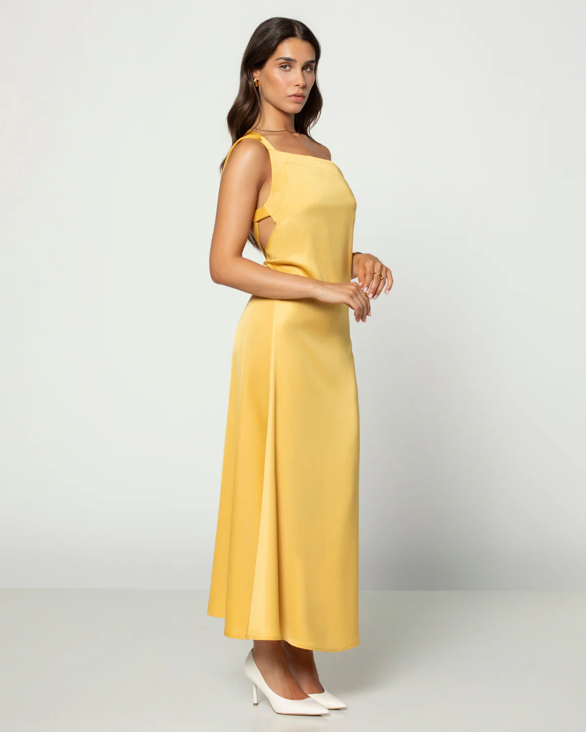 Kiara | Asymmetrisches One-Shoulder Satin-Midikleid - Image 4
