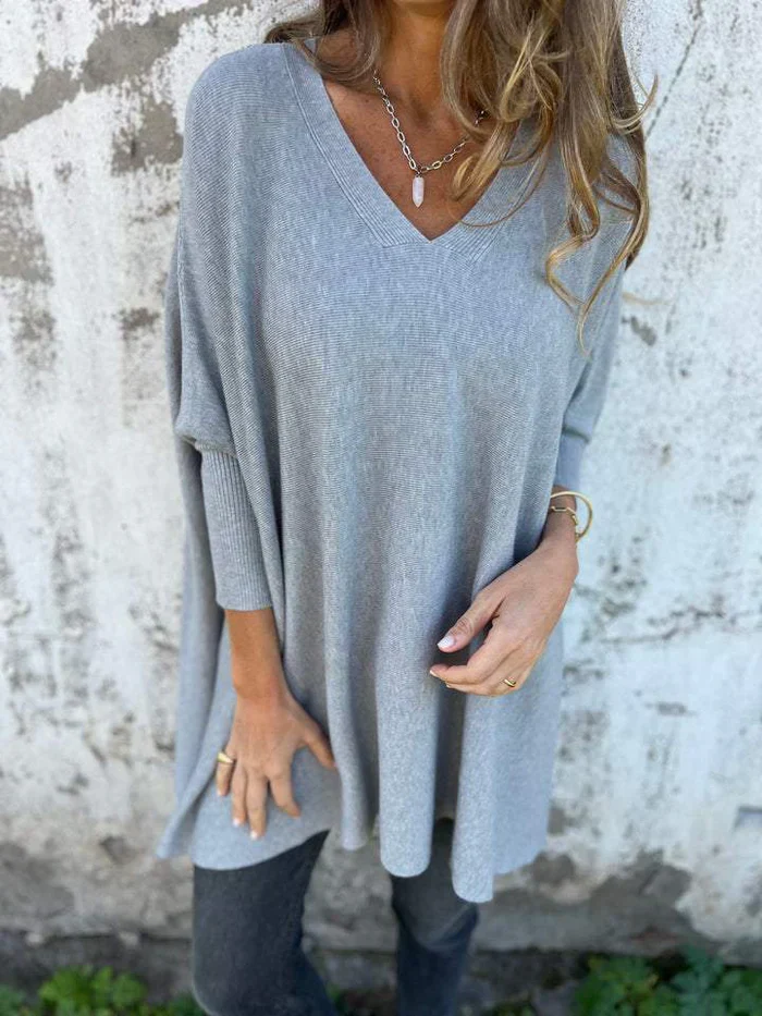 Kira | Oversized-Pullover mit entspanntem V-Ausschnitt - Image 4