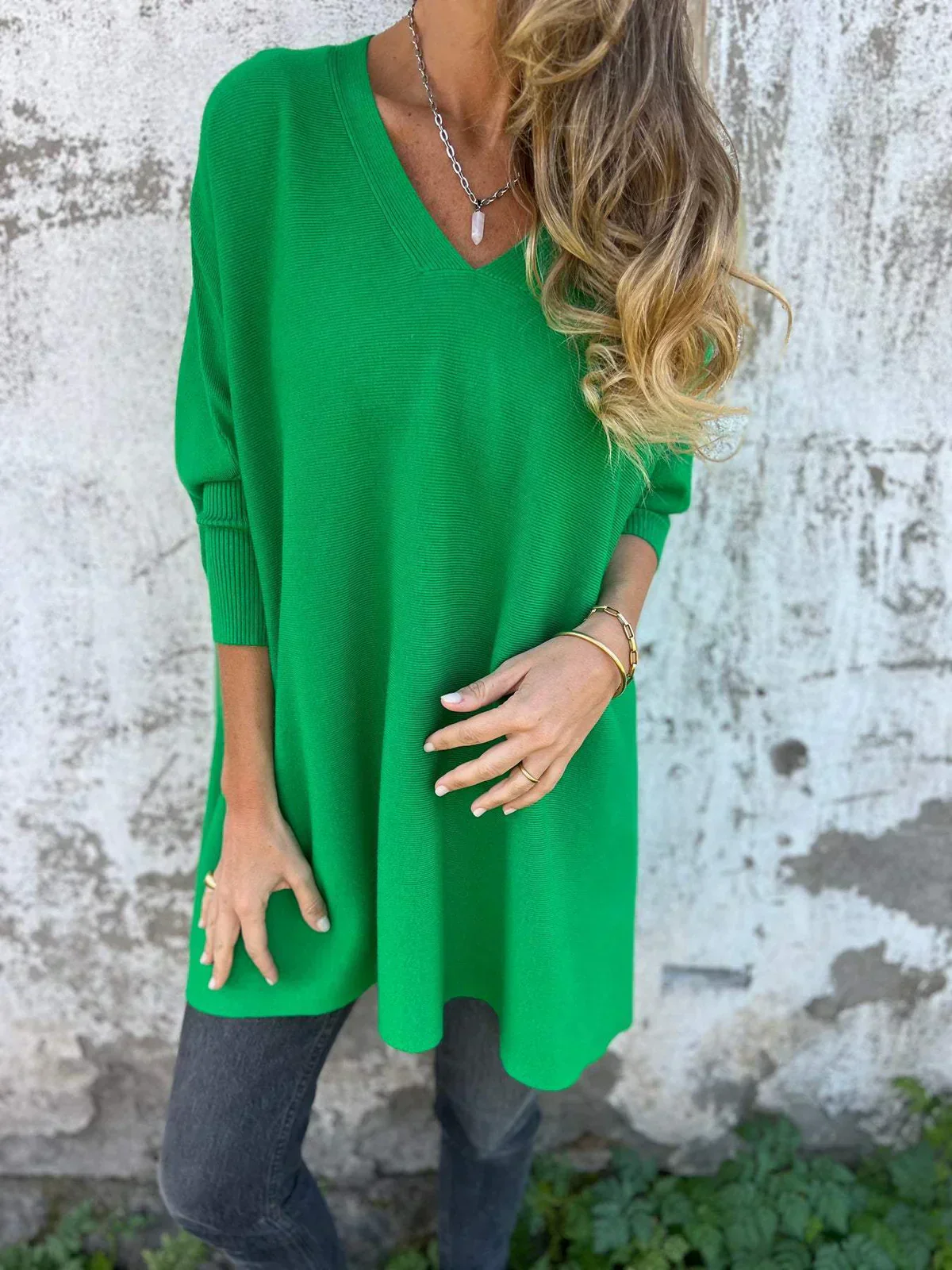 Kira | Oversized-Pullover mit entspanntem V-Ausschnitt - Image 6