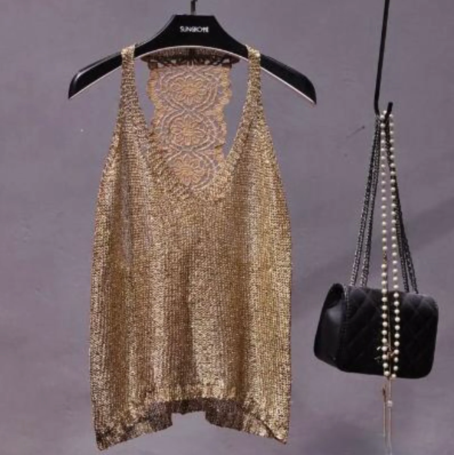 Kirelle – Schimmerndes Strick-Camisole mit Spitzenrücken - Image 2