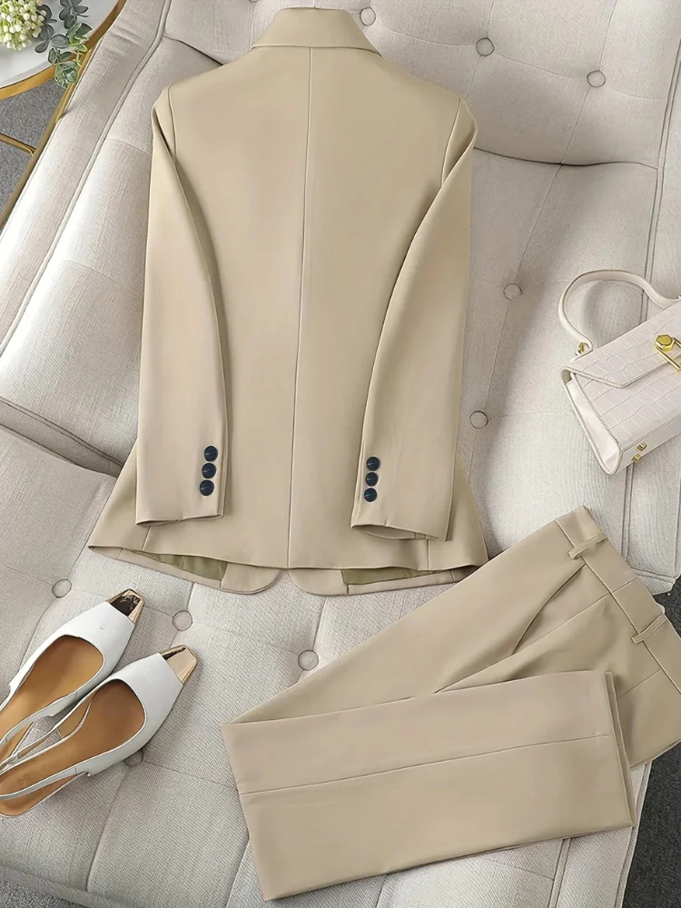 Klassisch eleganter Anzug für Damen | Hose und Blazer - Image 5