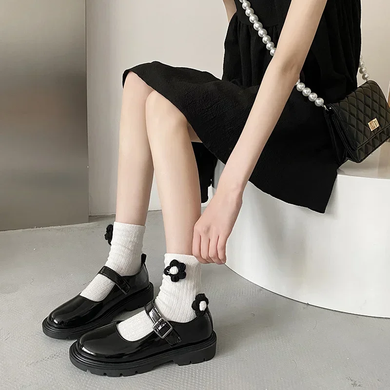 Klassische Dirndl Schuhe für Damen | Schwarz - Image 4