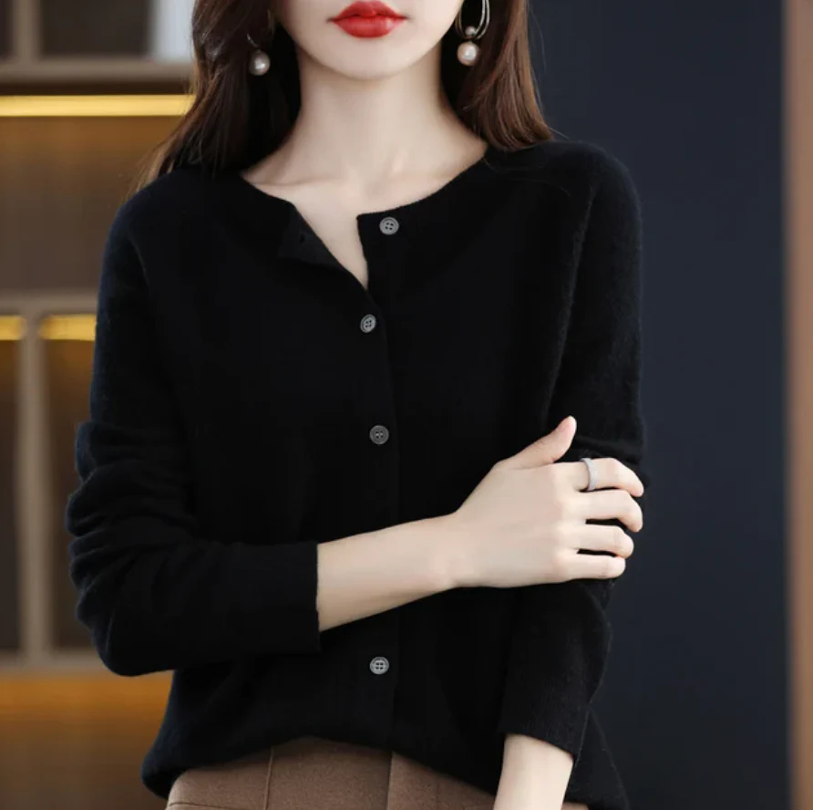 Klassische Strickjacke mit Knöpfen für Damen - Cosima - Image 2
