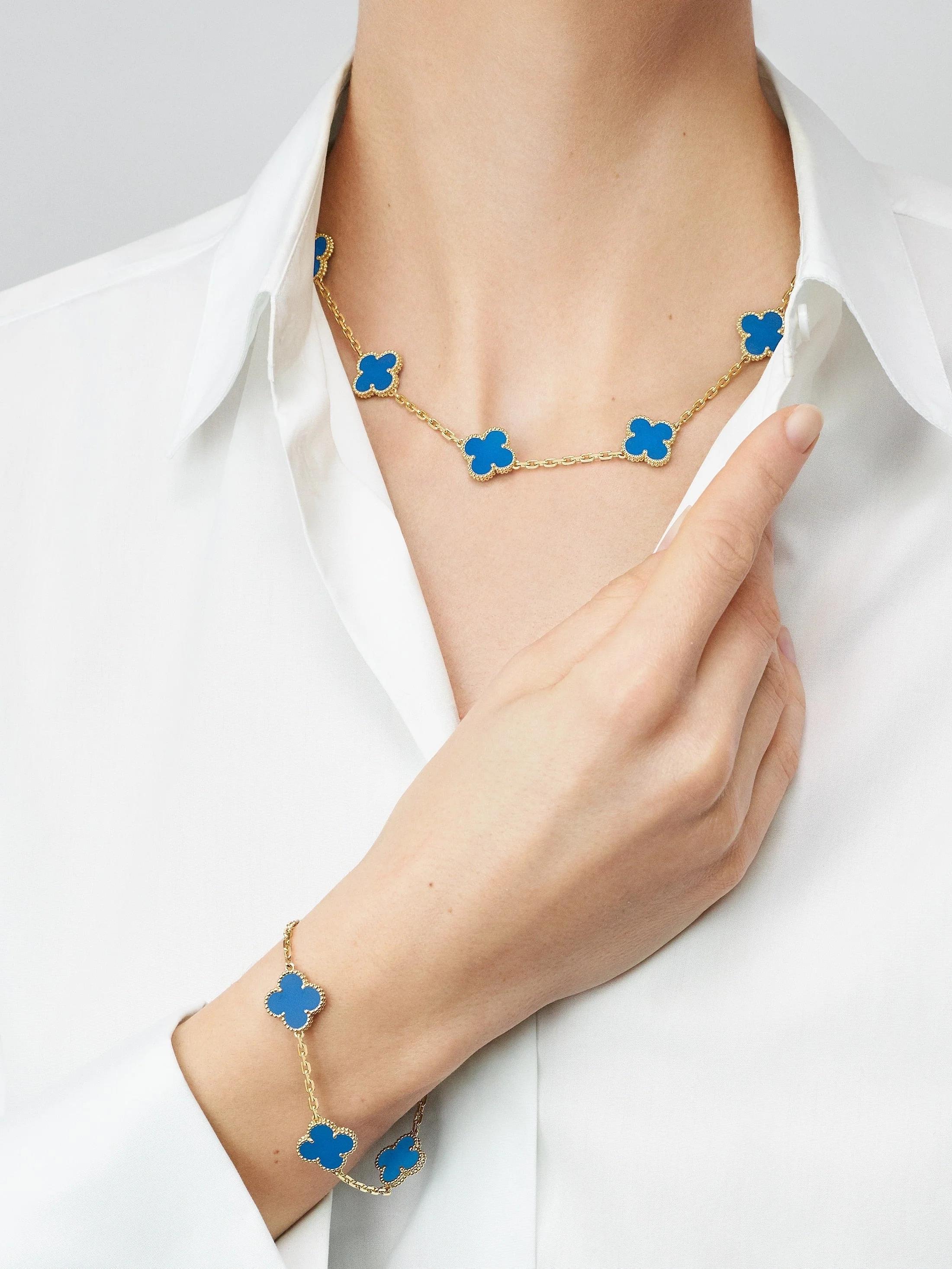 KLEEBLATT HALSKETTE 10 | ROYAL BLAU - Image 2