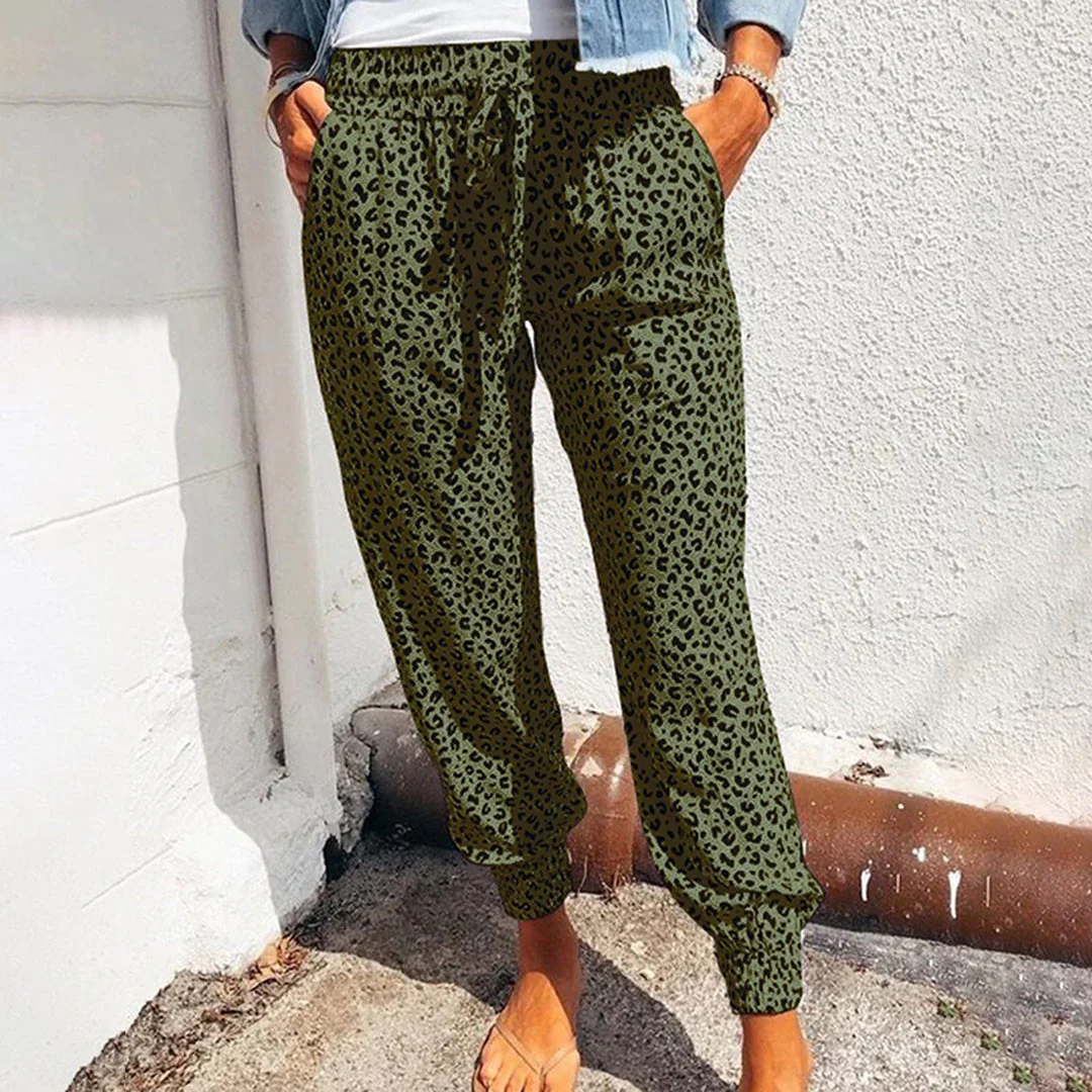 Kleo - Komfortable Damen Freizeithose mit Leopardenmuster - Image 4
