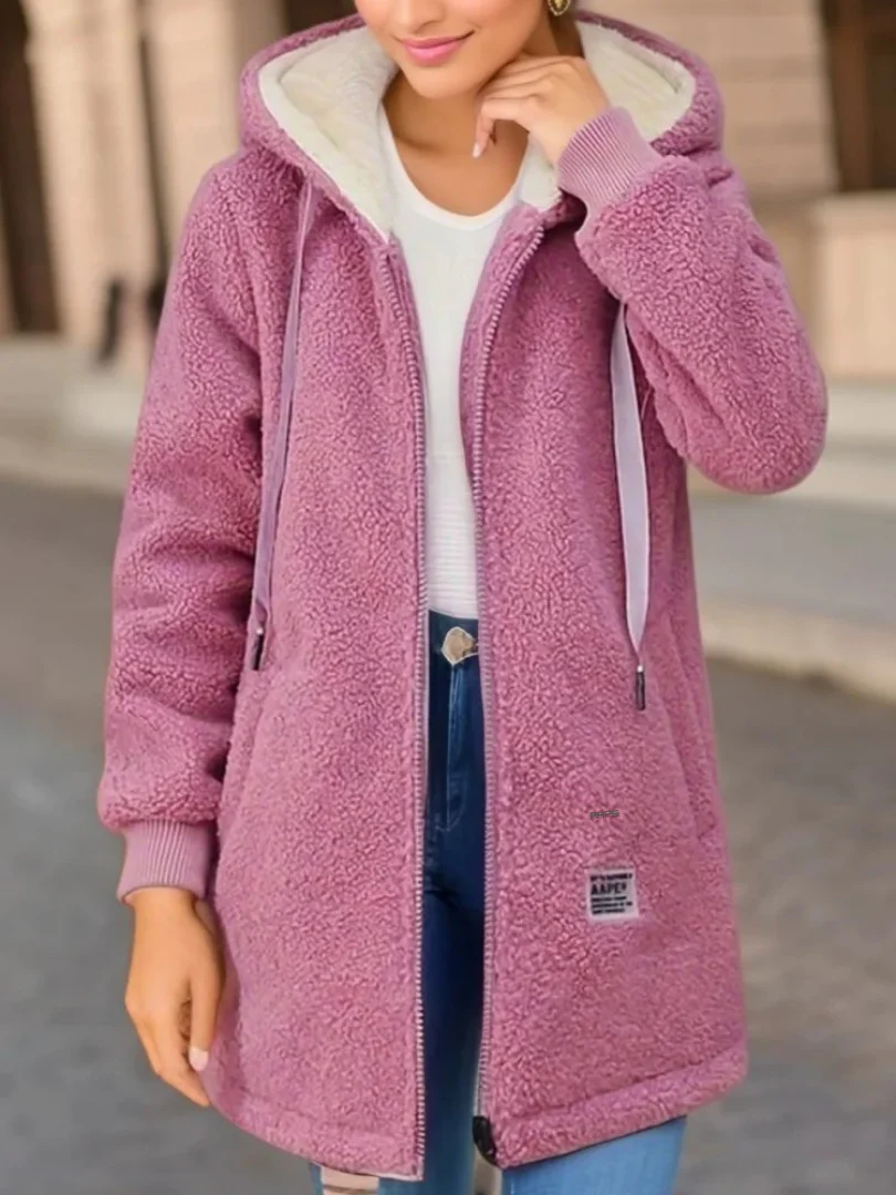 Krista | Warme Teddyweste mit Kapuze für Damen - Image 3