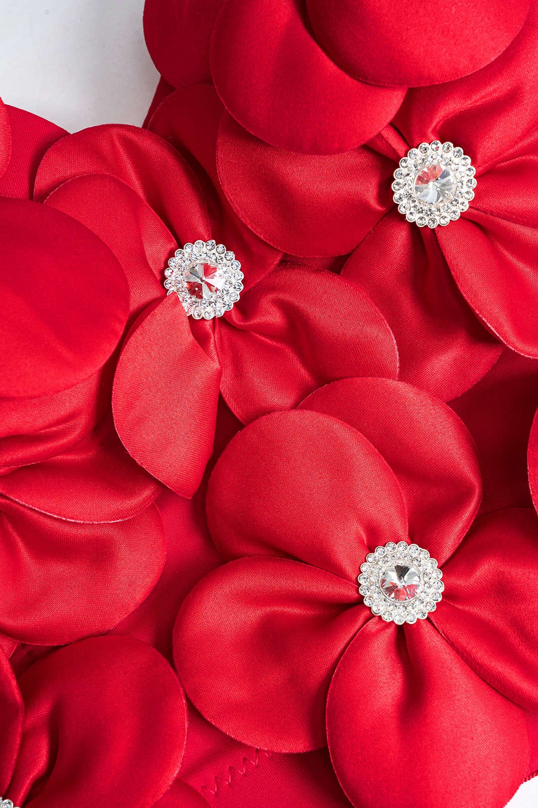 Kristina | Rot Romantisches Bustier-Top mit 3D-Blumen & Strassdetails - Image 2