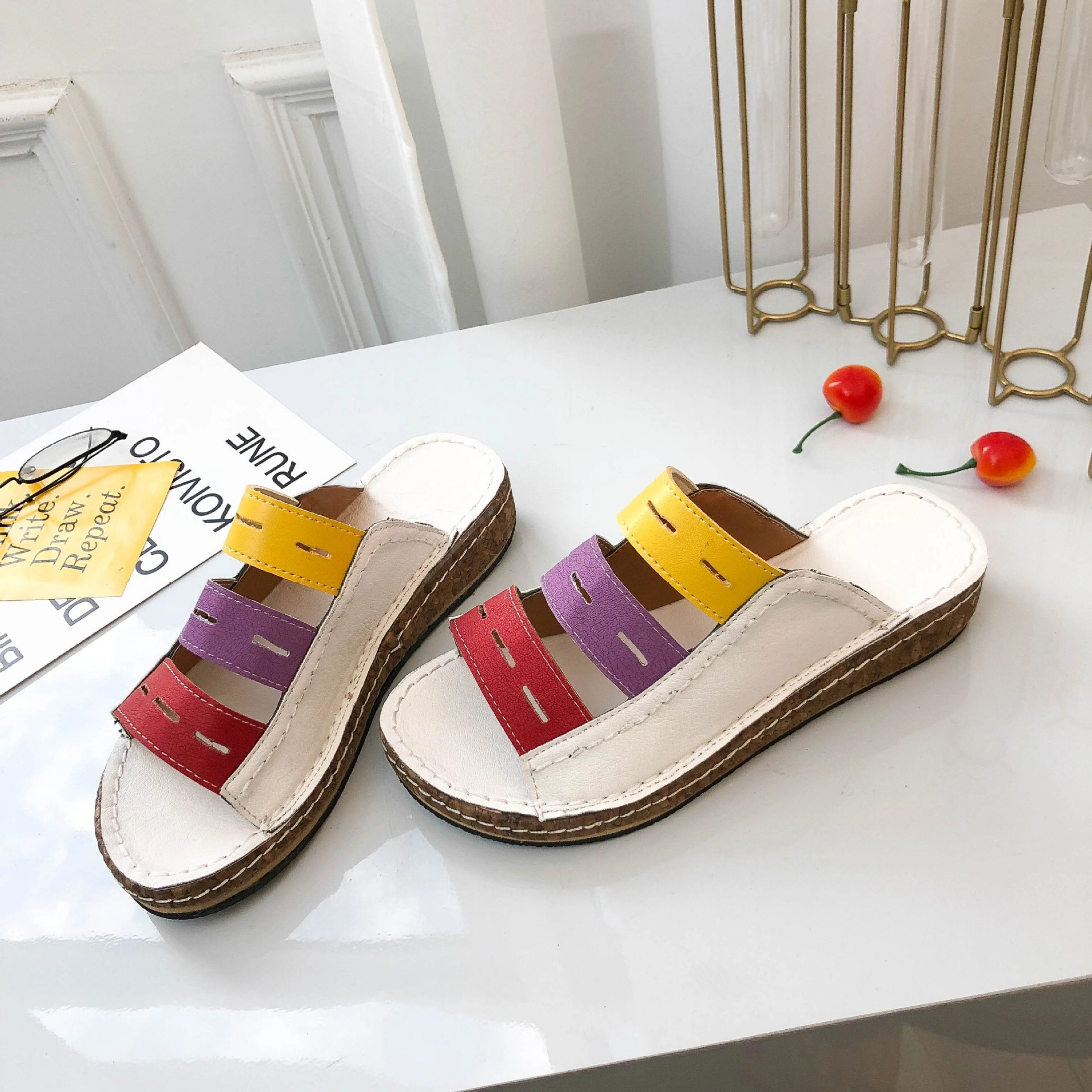 Krystal | Bequeme, stützende dreifarbige Sandalen für Frauen - Image 4