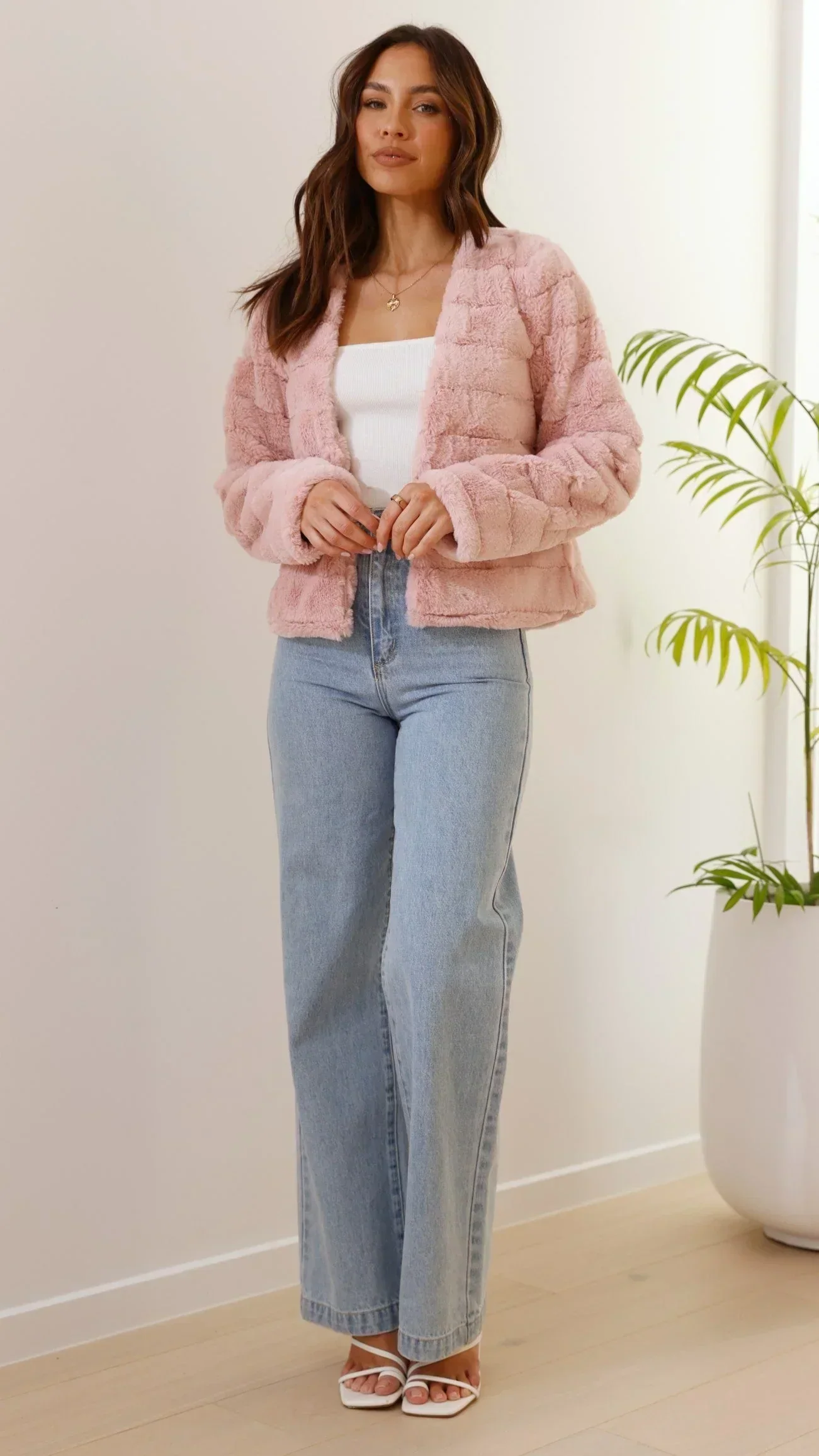 Vera | Damen Kurze Kunstfell Übergangsjacke Offener Kragen – Kunstfell Jacke 2026 - Image 19