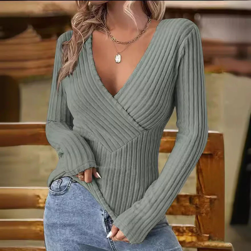 Langärmliger Pullover mit V-Ausschnitt für Damen - Image 4