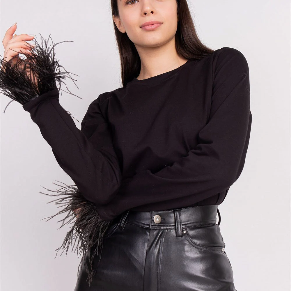 Lara | Stilvolles Feder Langarmshirt - Image 2