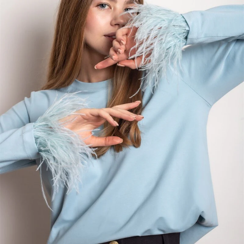 Lara | Stilvolles Feder Langarmshirt - Image 3