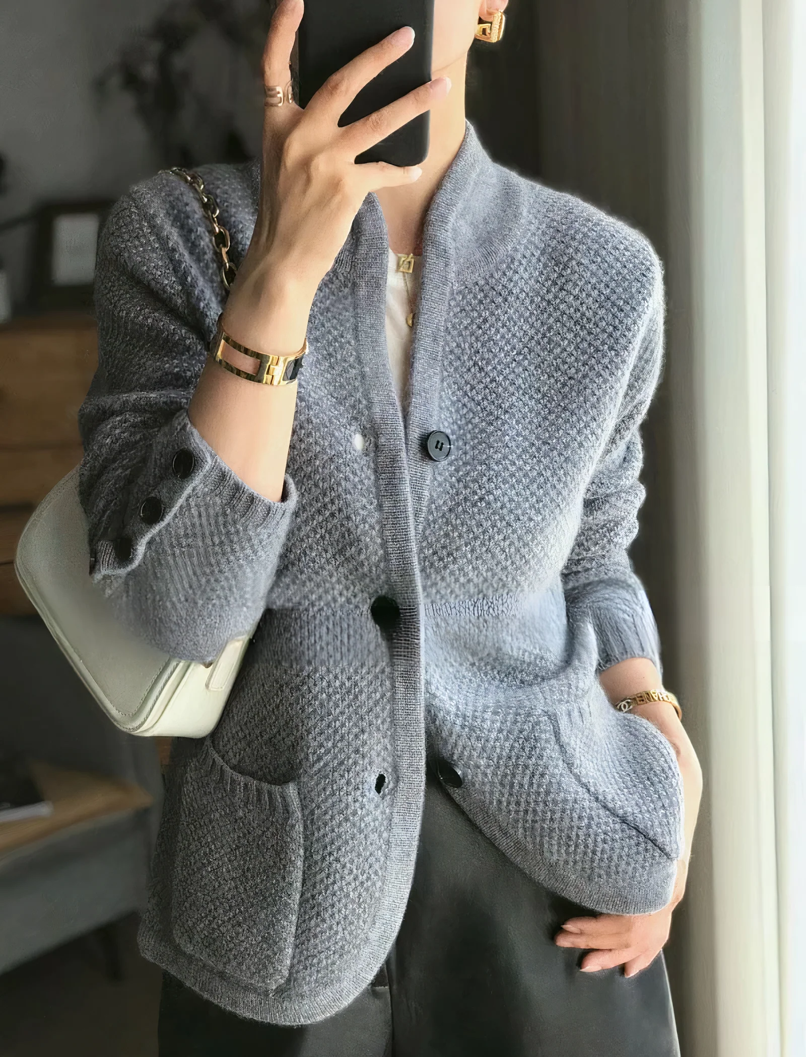 Lässige Strickjacke für Damen | Mit Knopfleiste - Image 3