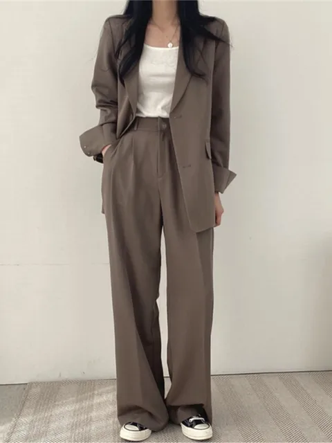Lässiger Blazer und Hosenset für Damen - Image 5