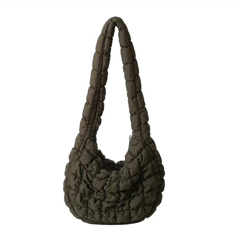 LAURA - Image 12