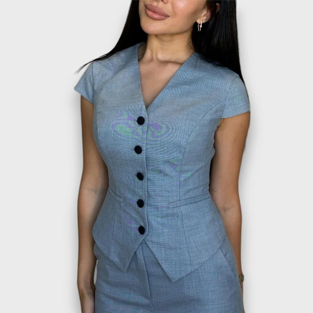 Laura – Elegantes Set mit femininer Silhouette - Image 8