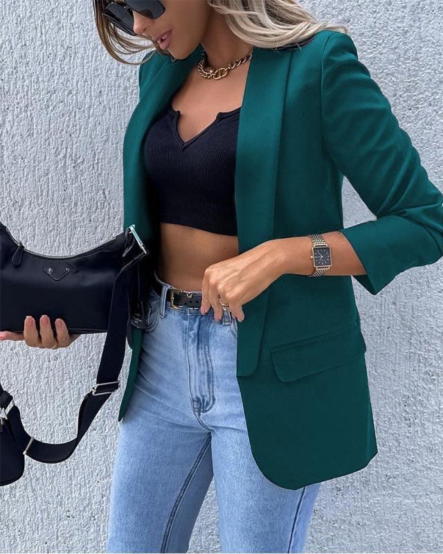 Laura – Klassischer Damenblazer mit tailliertem Schnitt - Image 2