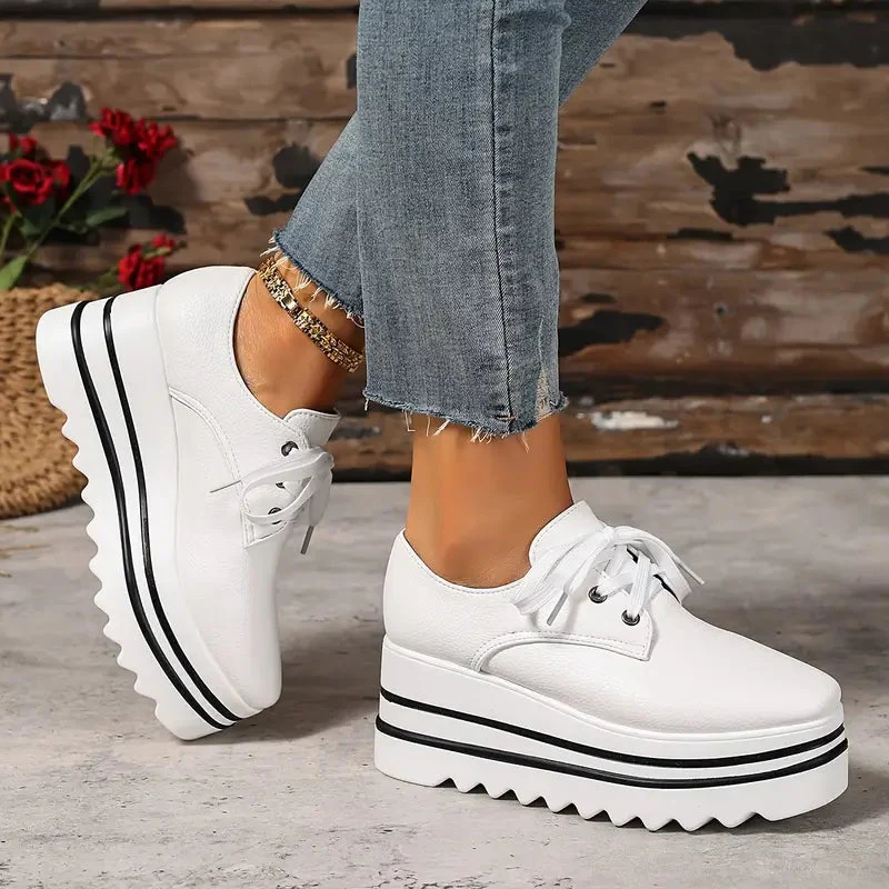 Laura – Modischer Plateau Damen Schnürschuh - Image 3