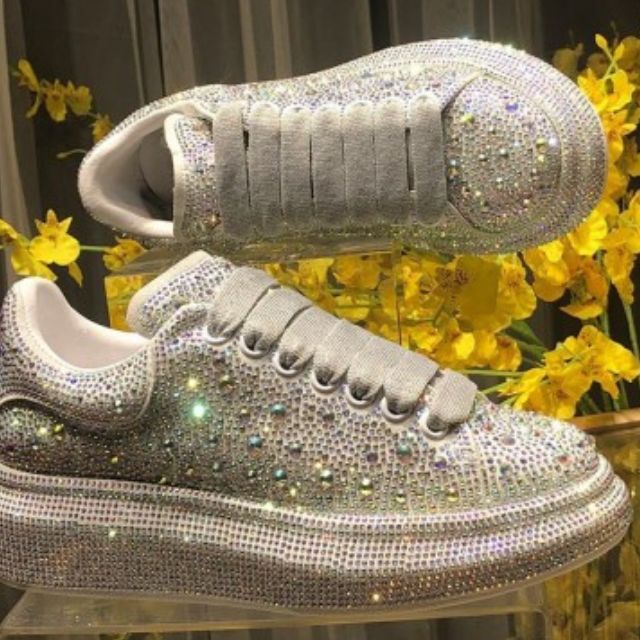Lauren- Glitzernde Sneaker mit Kristallverzierungen - Image 4
