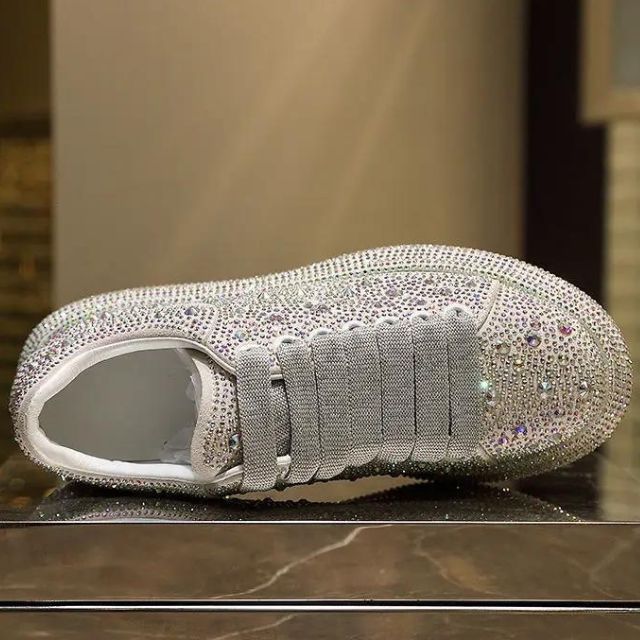 Lauren- Glitzernde Sneaker mit Kristallverzierungen - Image 6