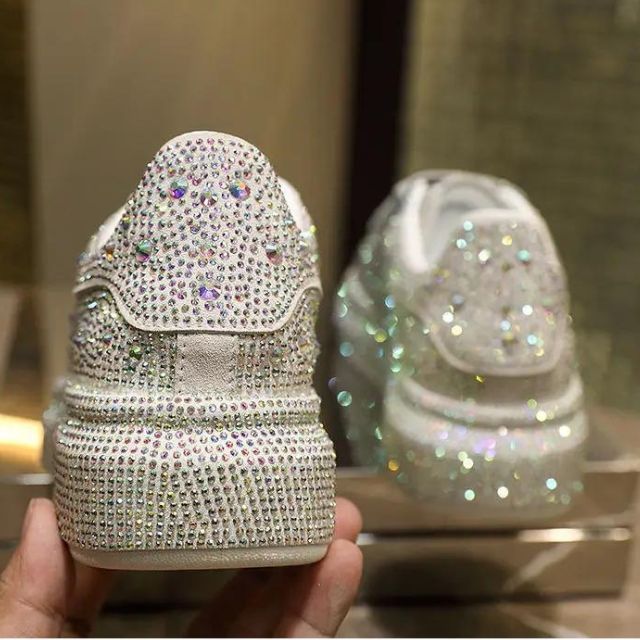 Lauren- Glitzernde Sneaker mit Kristallverzierungen - Image 7