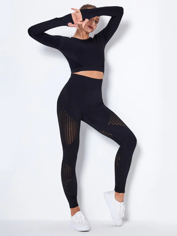 Lea | Nahtloses 2-teiliges Sportset mit Struktur-Design - Image 22