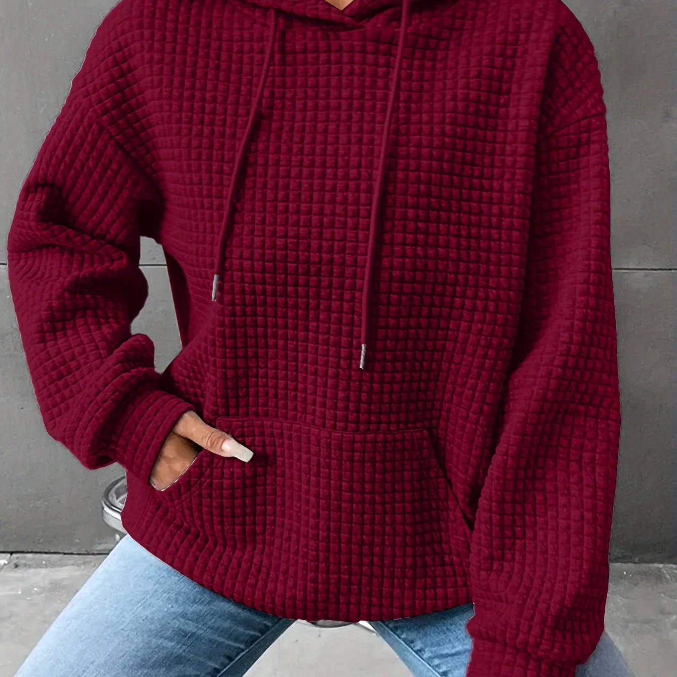 Léana™ | Texturiertes Kapuzen-Sweatshirt mit langen Ärmeln - Image 15