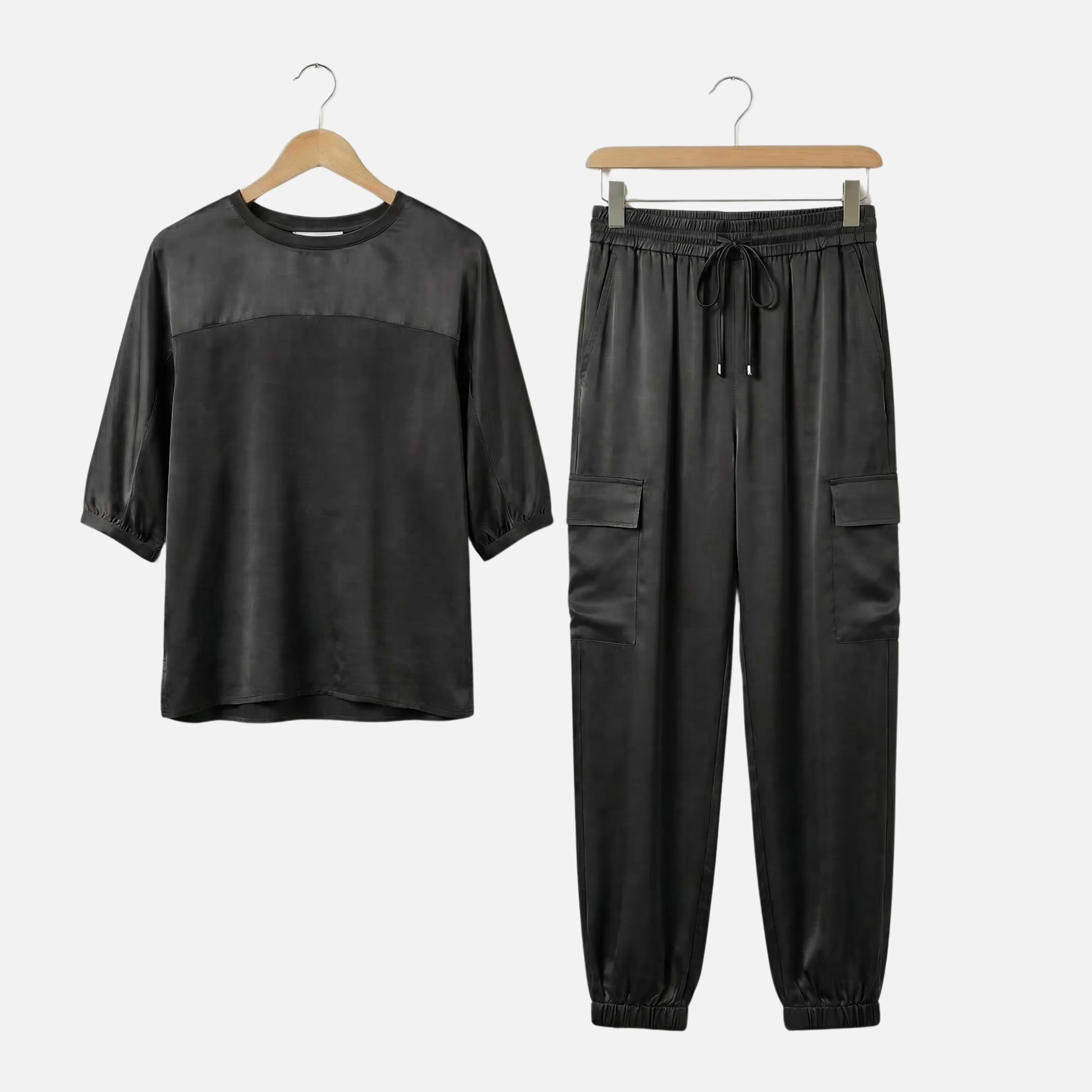 Anika | Damen Leichtes Satin Set Lockere Kurzarmbluse Hose – Satin Pyjama Set Elegant - Image 9