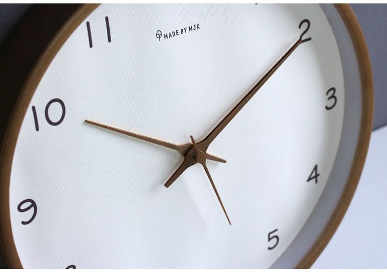 Leise analoge Wanduhr aus Massivholz - Image 5