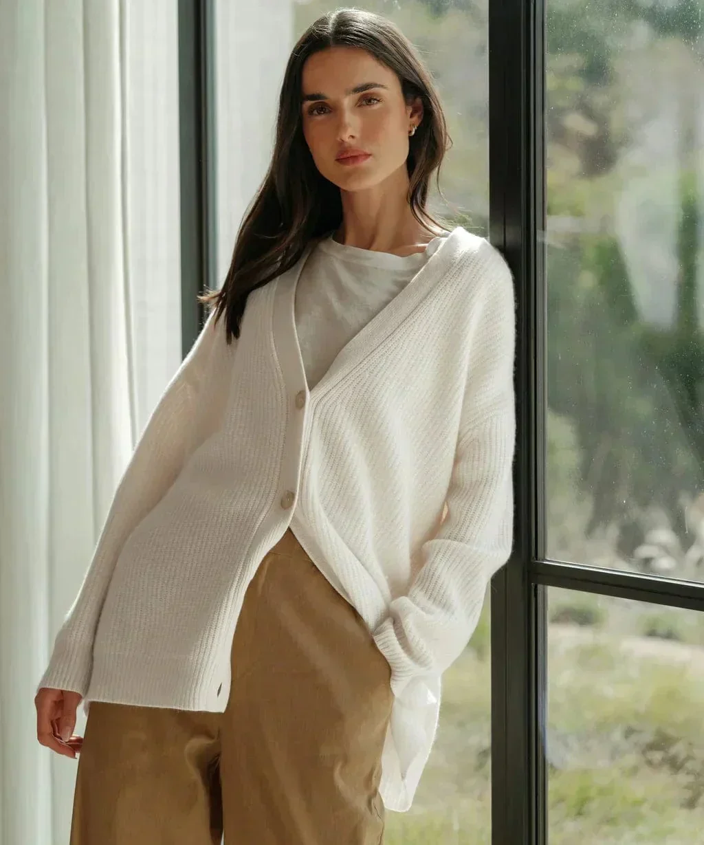 Lena | Bequeme Strickjacke für kühle Herbsttage - Image 4