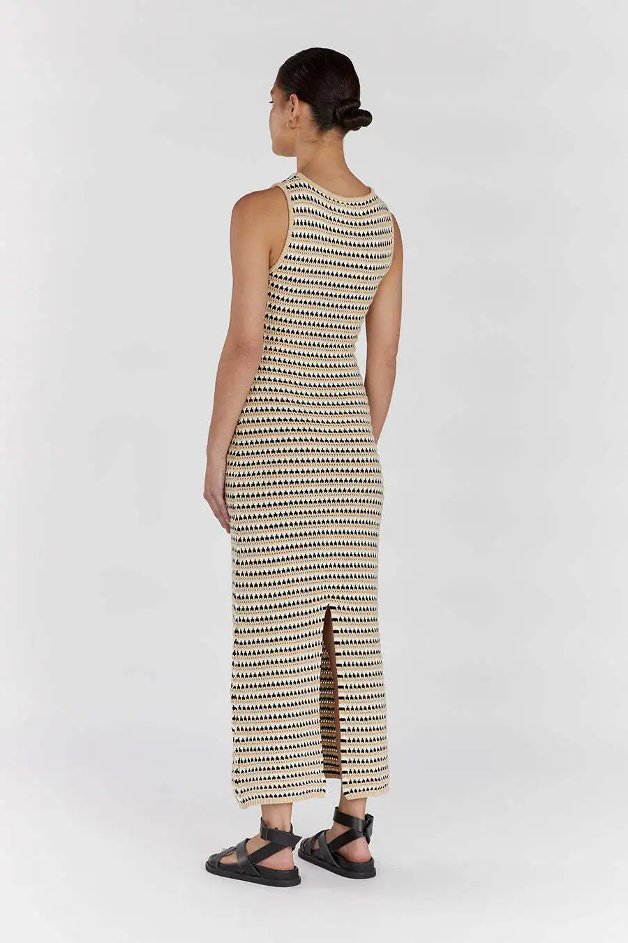 Leniva – Ärmelloses Strick-Maxikleid mit geometrischen Streifen - Image 2