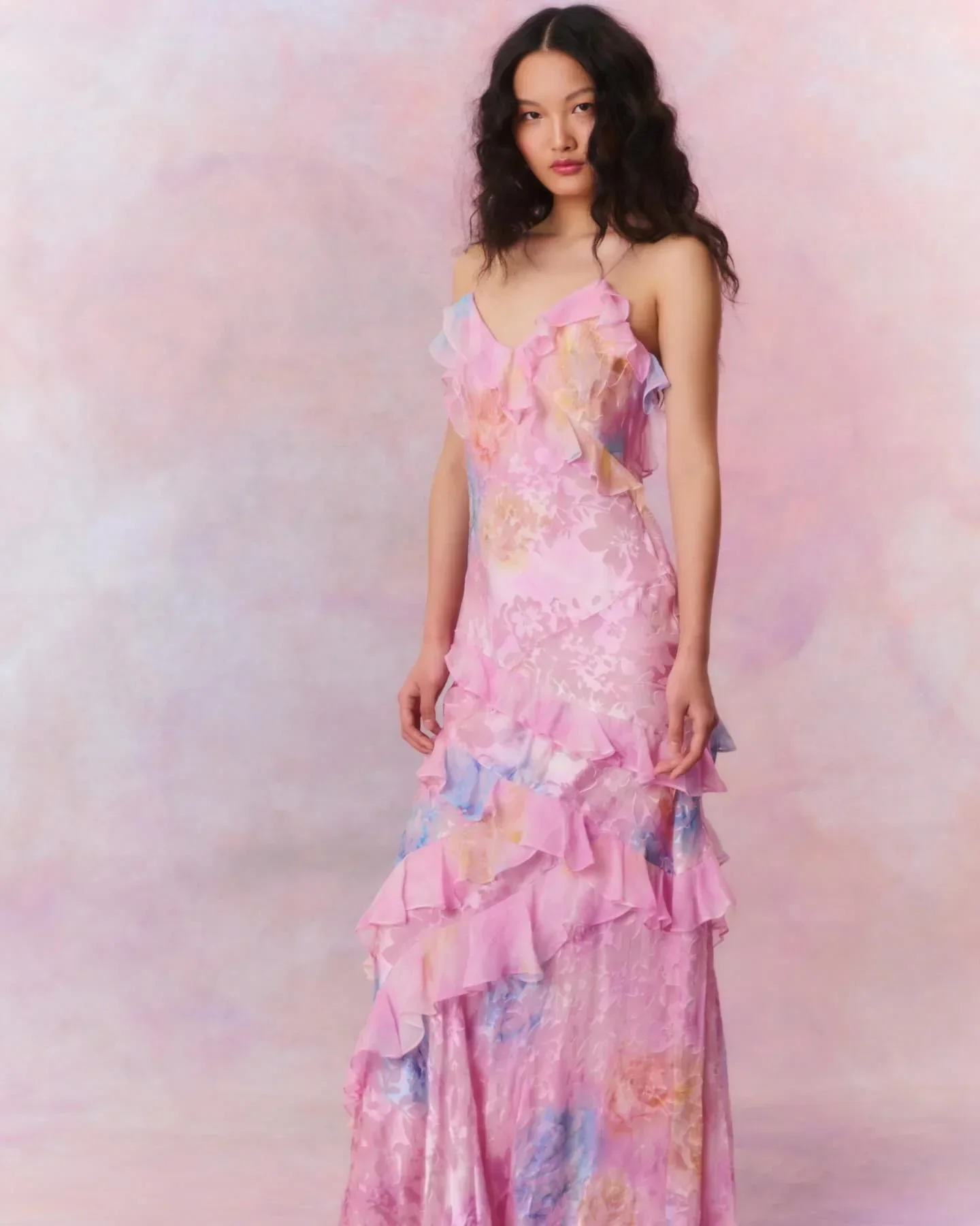 Levitia – Verträumtes Maxikleid mit Rüschen - Image 4
