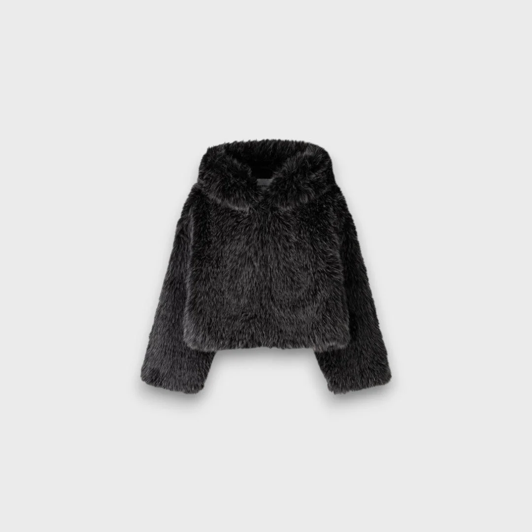 Leyana – Oversize-Faux-Fur-Jacke mit Kapuze in Rauchgrau - Image 2