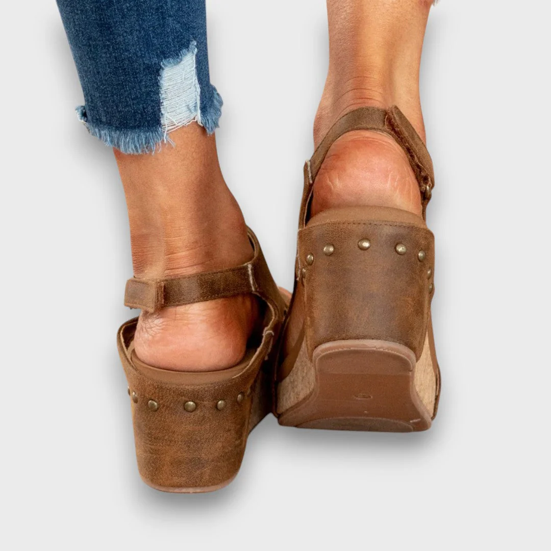 Liane – Keilsandalen mit Softleder-Effekt - Image 2