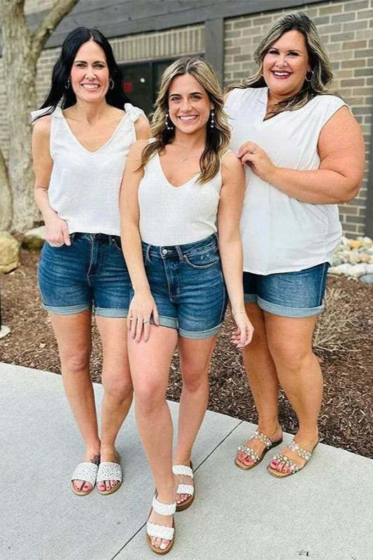 Lilith | Legere und modische Denim-Shorts - Image 10