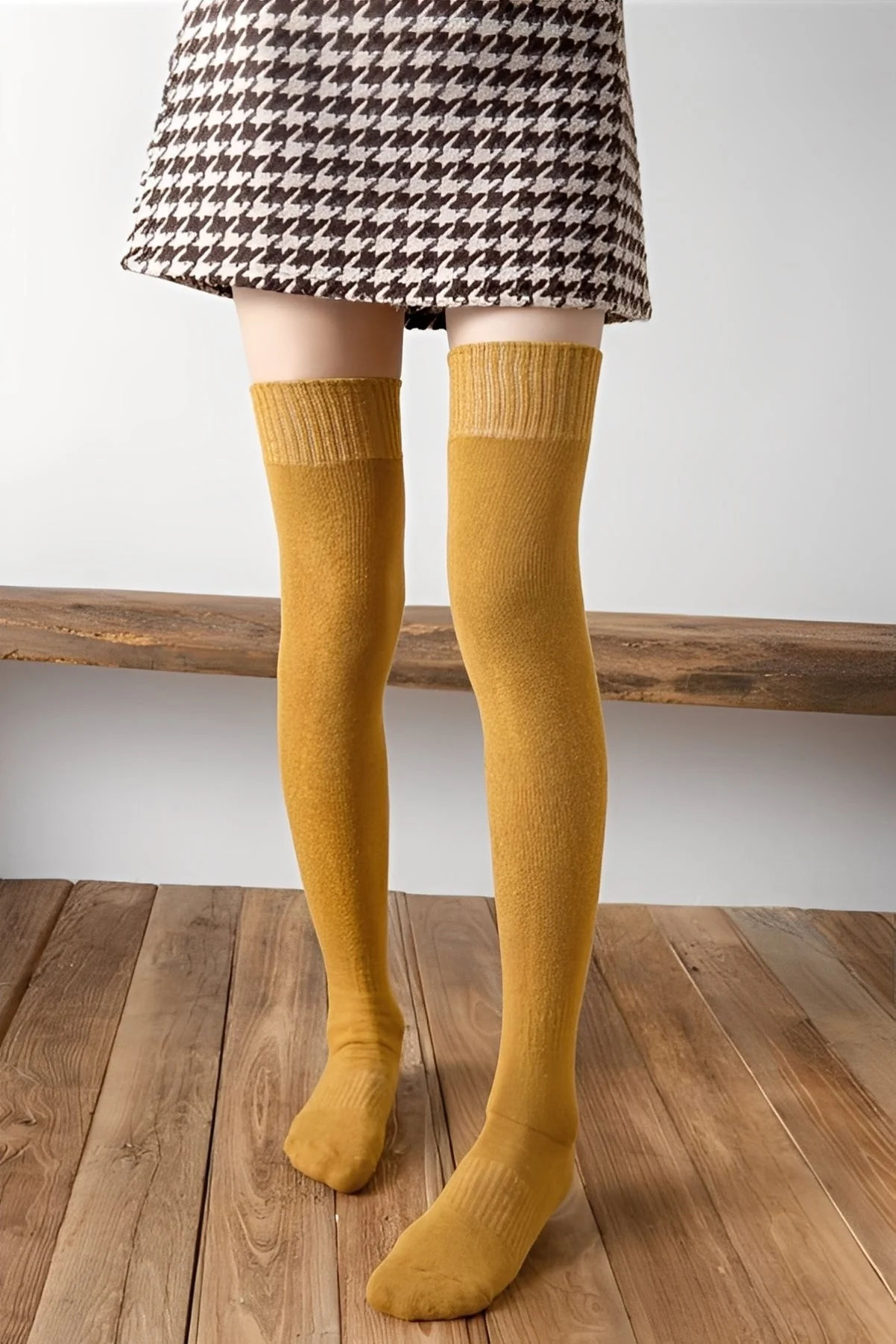 Lily – Klassische Damen Overknee-Strümpfe - Image 4