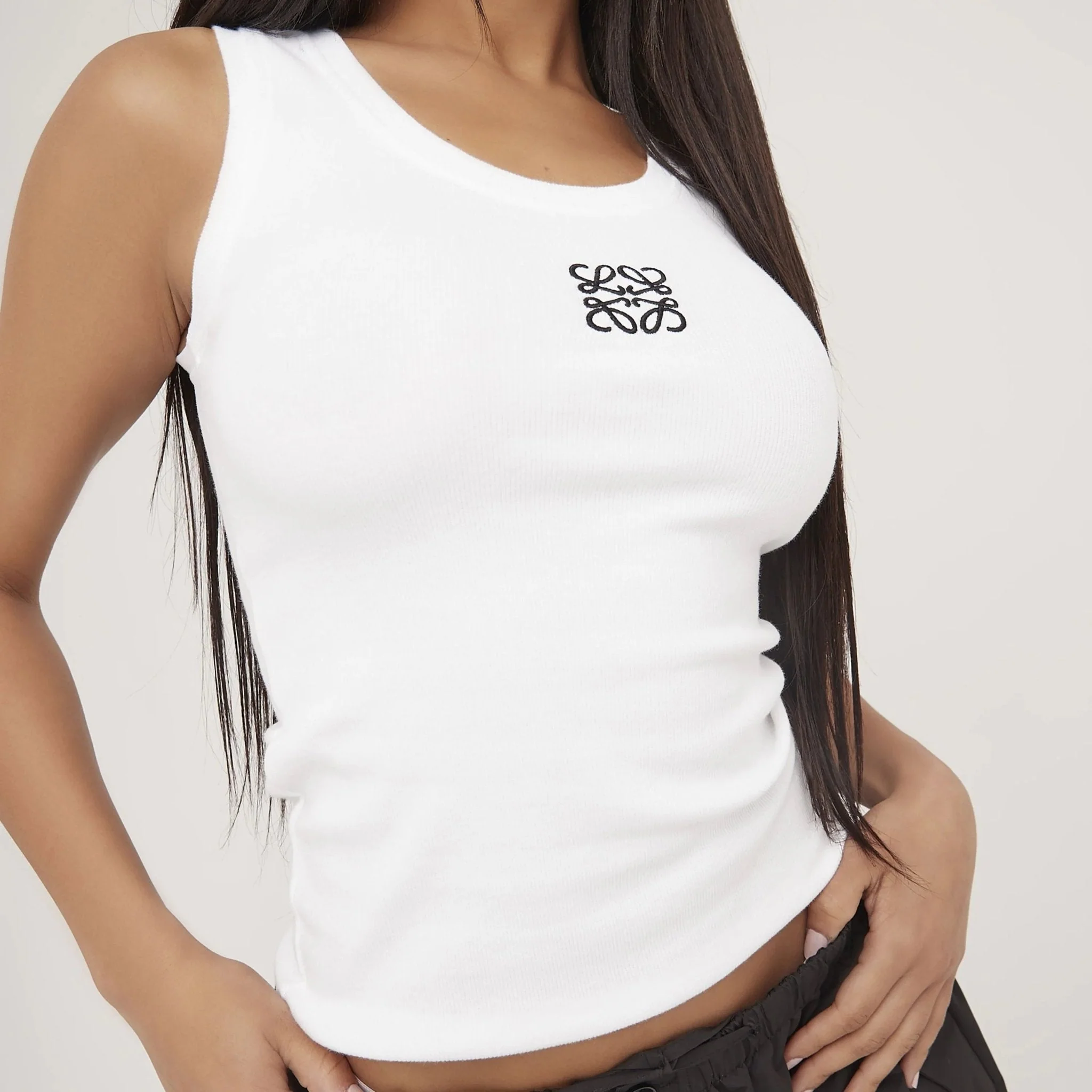 Lina | Geripptes Tanktop mit Stickerei - Image 4