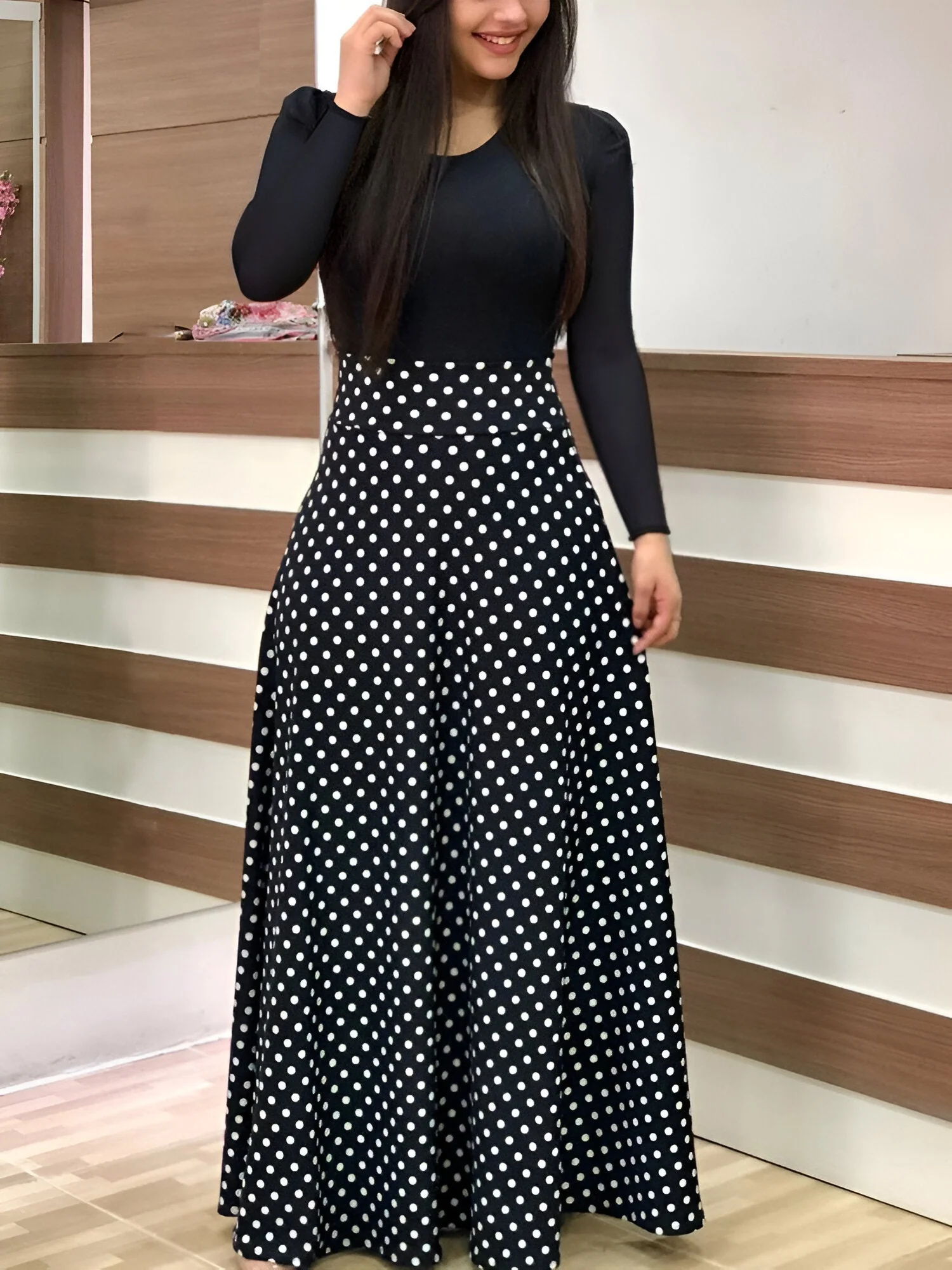 Liza | Elegantes Blumen Color-Block Kleid - Image 10