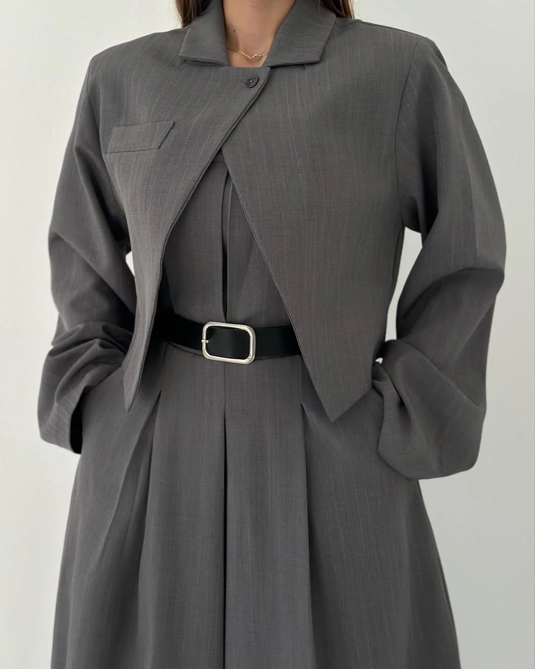 Lorayae - Soft-Touch Set aus weit geschnittenem Jumpsuit und Jacke - Image 23