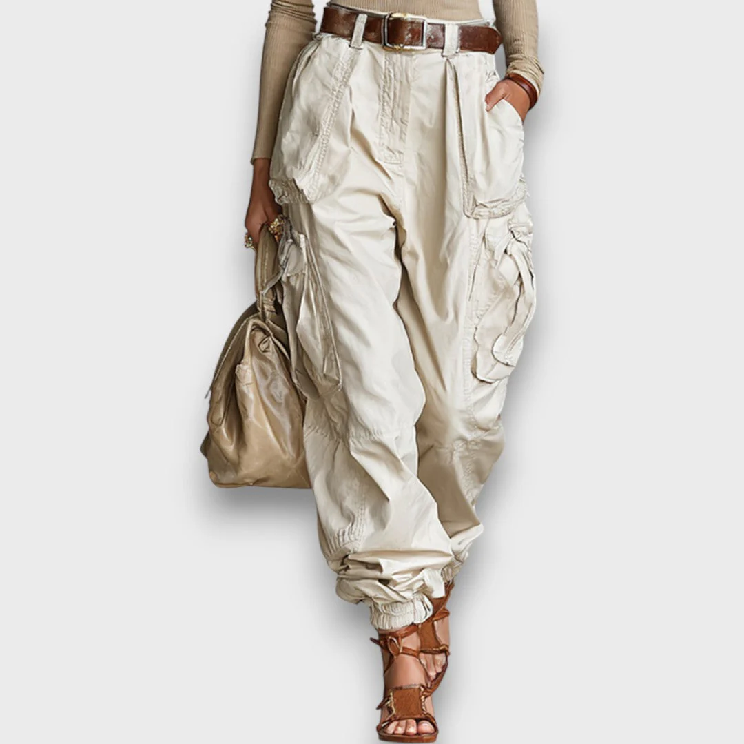 Lorena – Set mit Stehkragen-Shirt und Cargo-Hose - Image 2